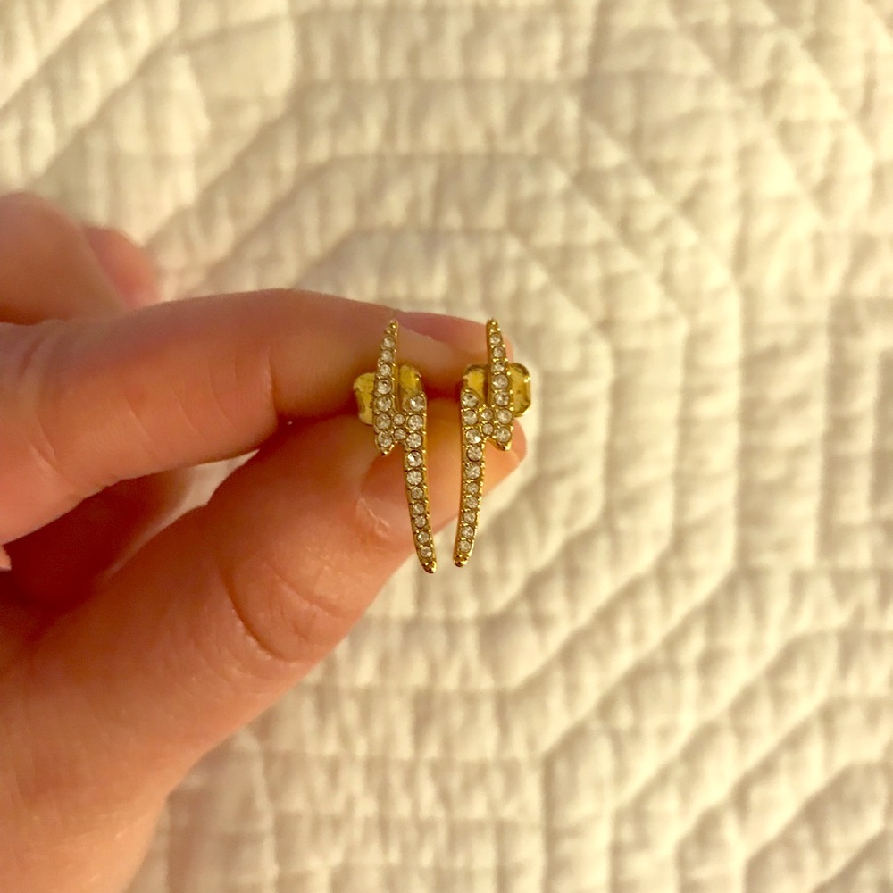 Nadri Lightning Bolt Ear Crawlers